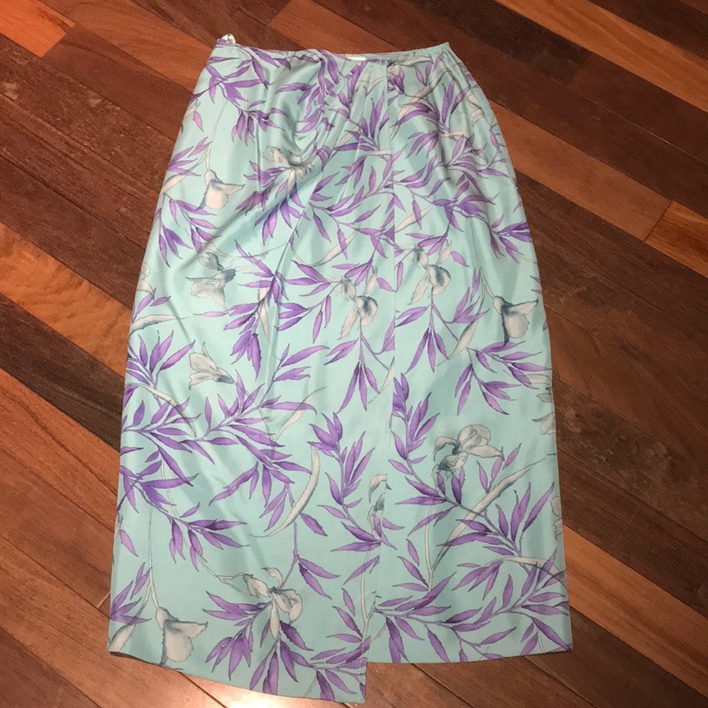 NWT Petite Sophisticate Size 4 Silk Wrap Skirt